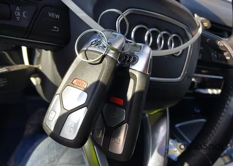 2017 Audi Q7 3.0T Premium из США, поврежденный, VIN WA1VAAF79HD002924